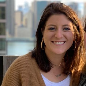 Meet your Posher, Jennifer